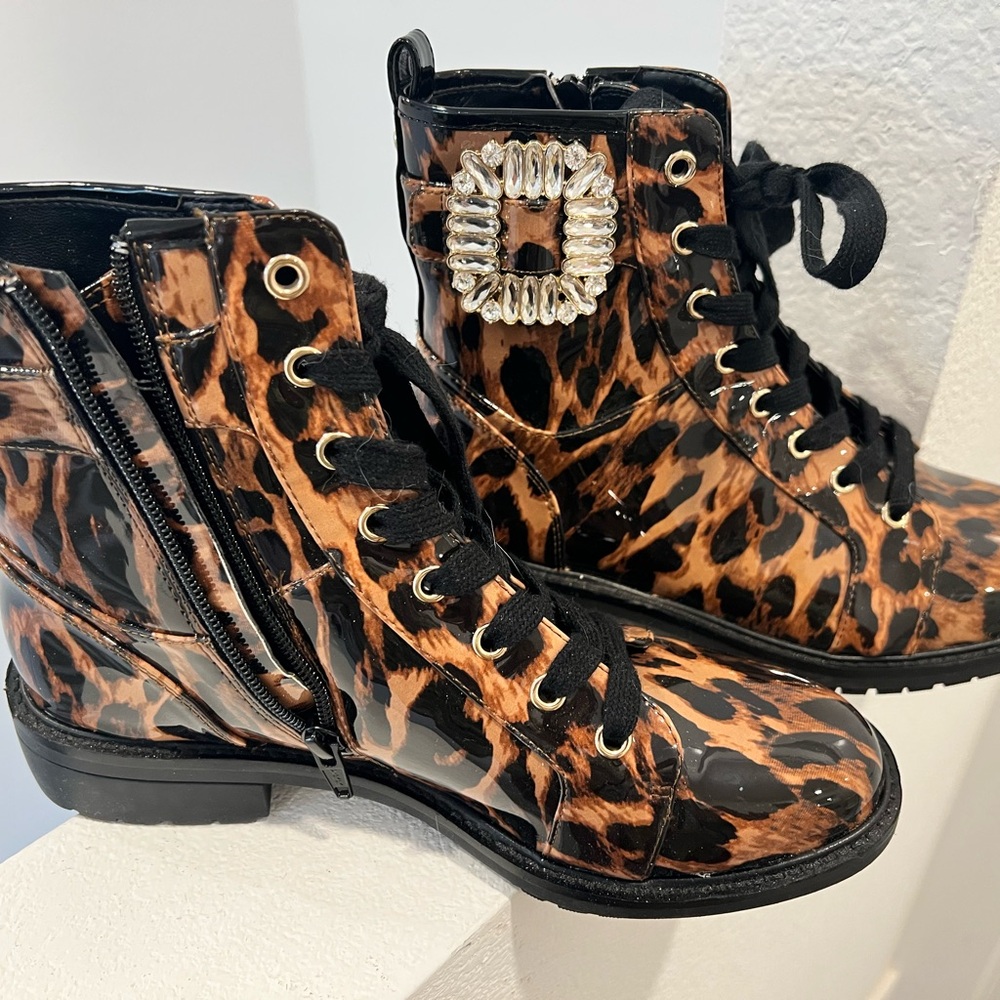 Leopard Print Lace-Up Ankle Boots